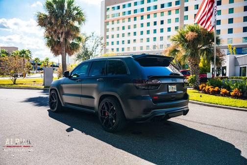 2020 Jeep Grand Cherokee Trackhawk