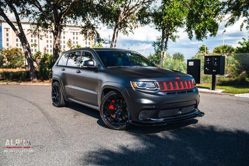 2020 Jeep Grand Cherokee Trackhawk