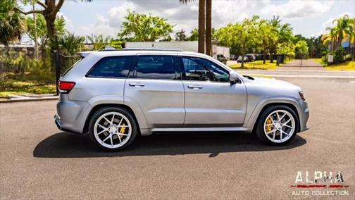 2020 Jeep Grand Cherokee Trackhawk