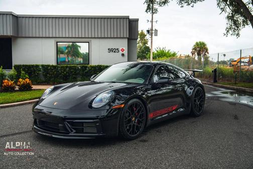 2024 Porsche 911 Carrera 4