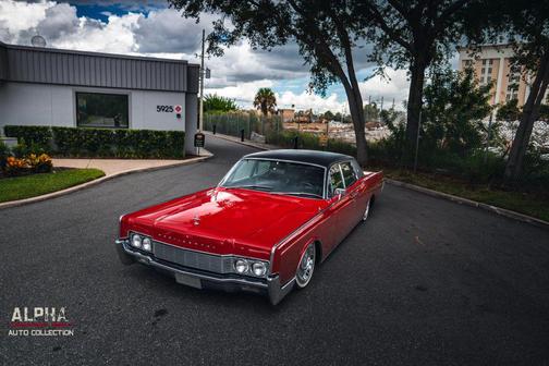 1967 Lincoln Continental 4D