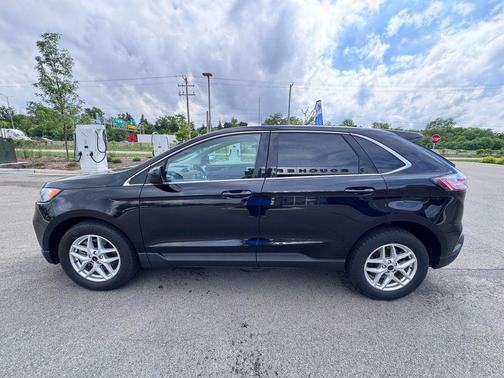 AGATE BLACK METALLIC 2024 Ford Edge SEL