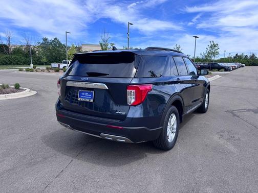 STONE BLUE METALLIC 2024 Ford Explorer XLT