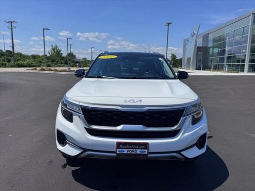 2022 Kia Seltos S
