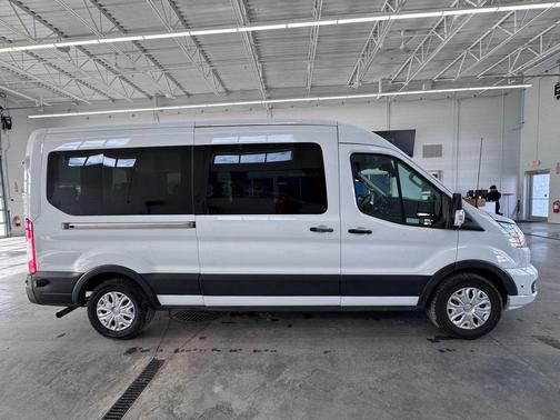 2024 Ford Transit-350 XLT