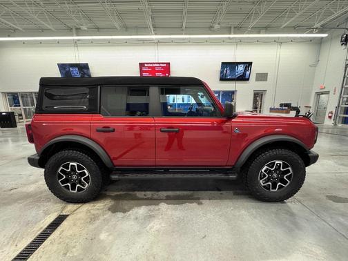 2023 Ford Bronco Black Diamond