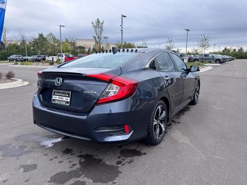 2016 Honda Civic Touring