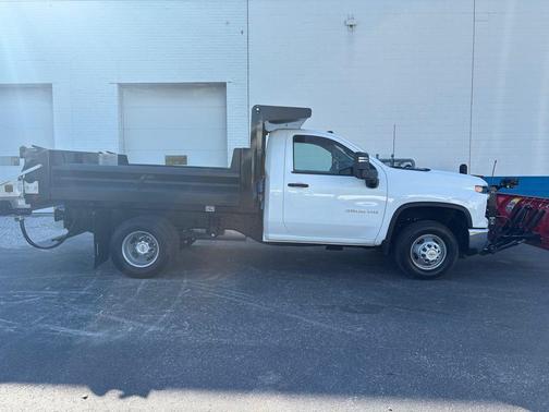 2024 Chevrolet Silverado 3500 WT