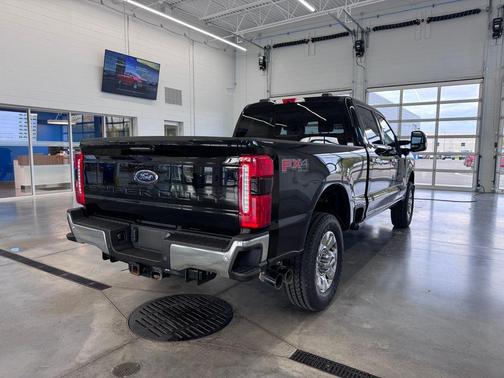 AGATE BLACK 2023 Ford F-350 Lariat