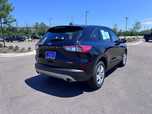 AGATE BLACK METALLIC 2022 Ford Escape S