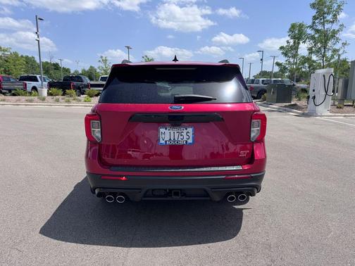 Rapid Red Metallic Tinted Clearcoat 2022 Ford Explorer ST