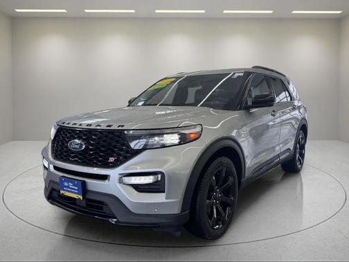 ICONIC SILVER METALLIC 2023 Ford Explorer ST