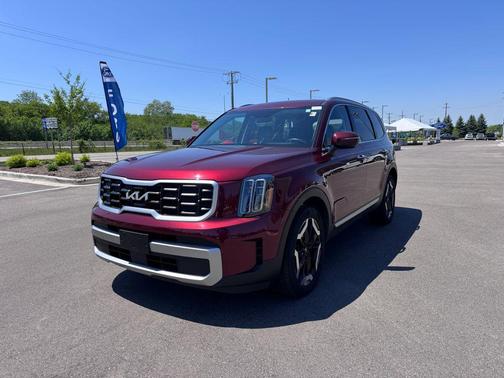 Dawning Red 2023 Kia Telluride S