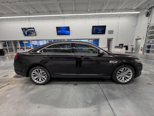 2014 Ford Taurus Limited