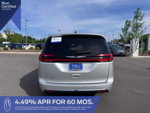 Silver Mist Clearcoat 2023 Chrysler Pacifica Touring L
