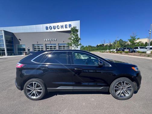 AGATE BLACK METALLIC 2024 Ford Edge Titanium