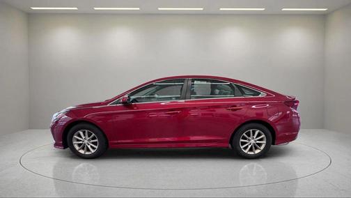 Scarlet Red 2018 Hyundai SONATA SE