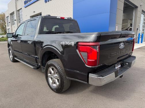 Agate Black Metallic 2025 Ford F-150 XLT