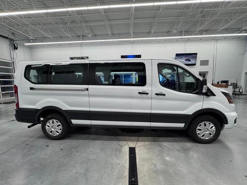 2023 Ford Transit-350 XLT