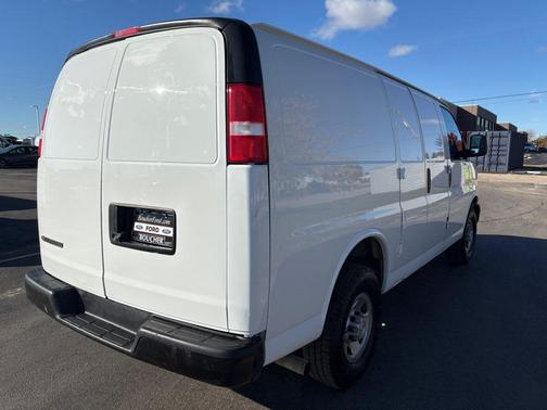 2023 Chevrolet Express 2500 RWD 2500 Regular Wheelbase WT