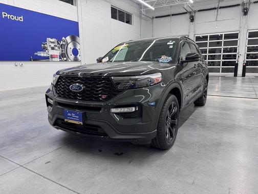 2023 Ford Explorer ST