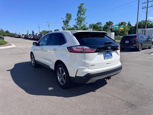 STAR WHITE 2024 Ford Edge SEL