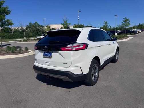 STAR WHITE 2024 Ford Edge SEL