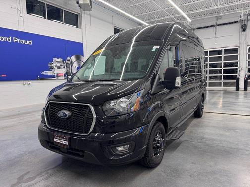 2024 Ford Transit-350 XLT