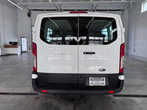 2022 Ford Transit-350 XLT