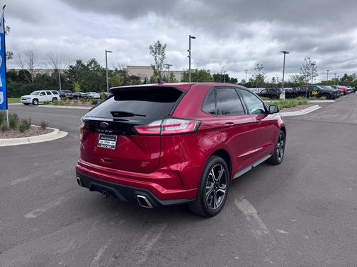 2024 Ford Edge ST