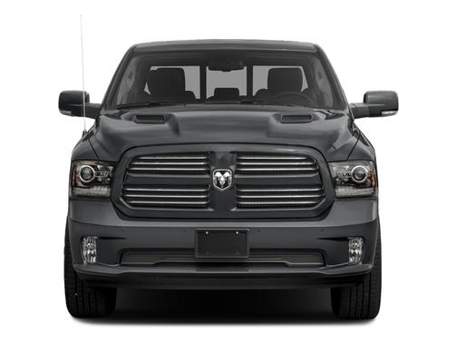 Brilliant Black Crystal Pearlcoat 2017 RAM 1500 Sport