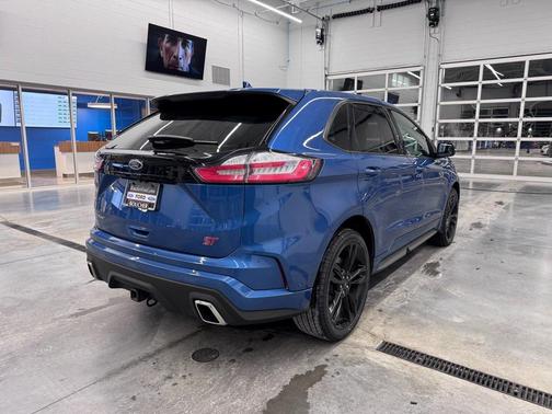 2020 Ford Edge ST