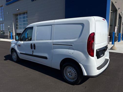 Bright White 2022 RAM ProMaster City Tradesman