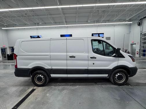 2017 Ford Transit-150 Base