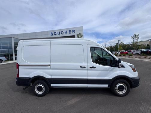 2022 Ford Transit-250 Base