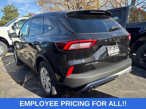 AGATE BLACK METALLIC 2026 Ford Escape Active