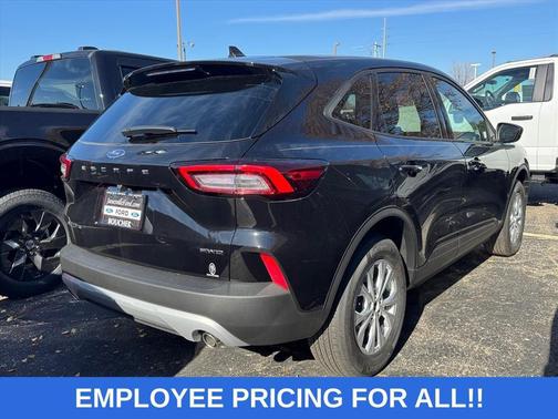 AGATE BLACK METALLIC 2026 Ford Escape Active