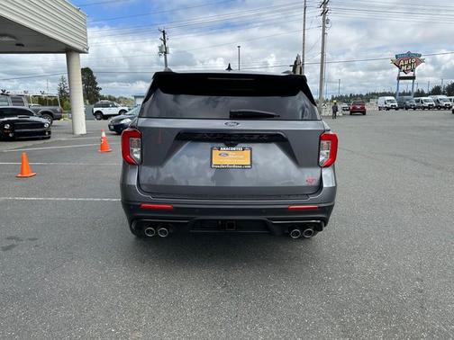 CARBONIZED GRAY METALLIC 2023 Ford Explorer ST
