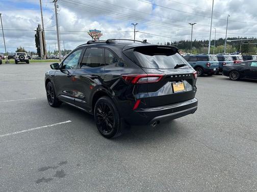 AGATE BLACK METALLIC 2025 Ford Escape ST-LINE ELITE