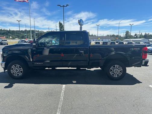 ANTIMATTER BLUE 2025 Ford F-350 LARIAT SUPER DUTY
