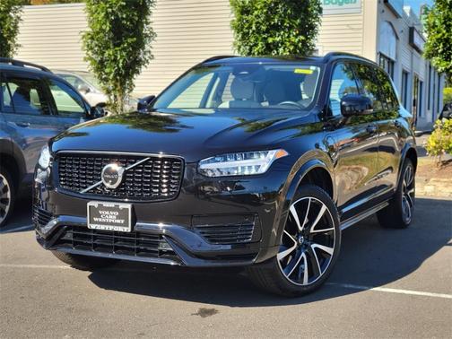 2023 Volvo XC90 Recharge Plug-In Hybrid Plus Dark 7-Seater
