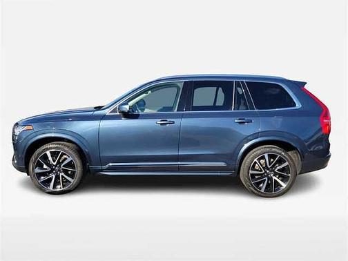 2023 Volvo XC90 Plus