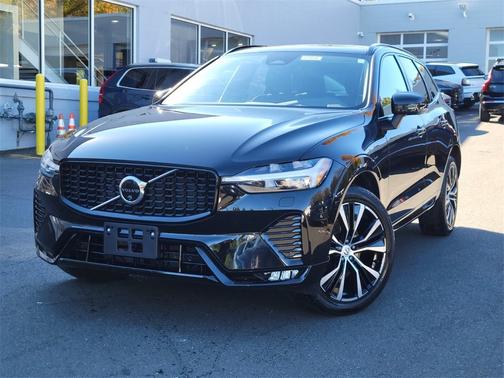 2025 Volvo XC60 B5 Plus