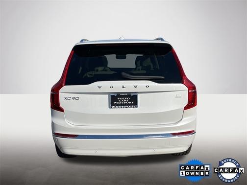 2023 Volvo XC90 Recharge Plug-In Hybrid Plus 6-Seater