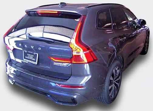 2025 Volvo XC60 Plus