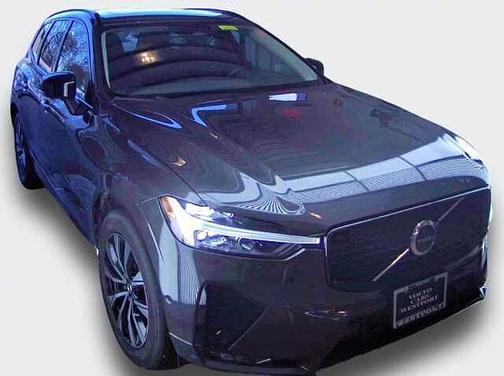 2025 Volvo XC60 Plus