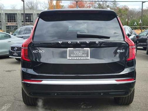 2025 Volvo XC90 Plus