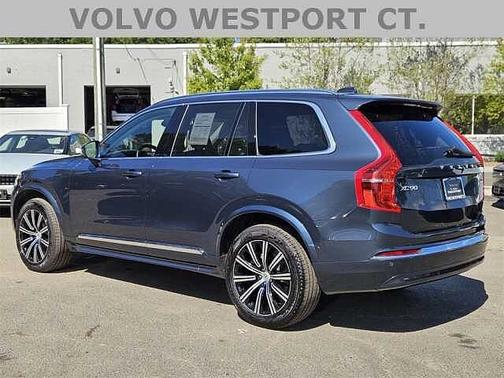 2025 Volvo XC90 Plus