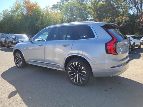 2025 Volvo XC90 B6 (2025.5) Plus 7-Seater