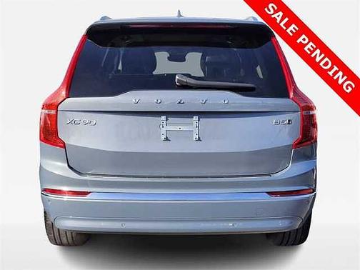 2023 Volvo XC90 Plus